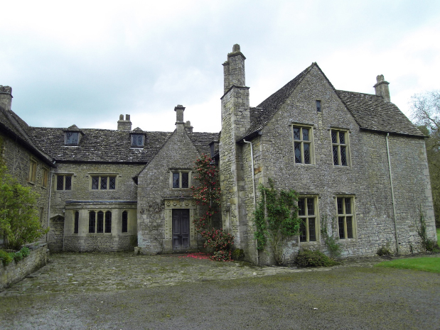 Avon Paranormal Team - Horton Court Investigation